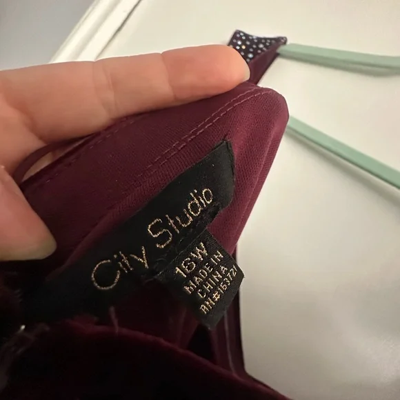 City Studio Strapless Burgundy Dress - Picture 4 of 10